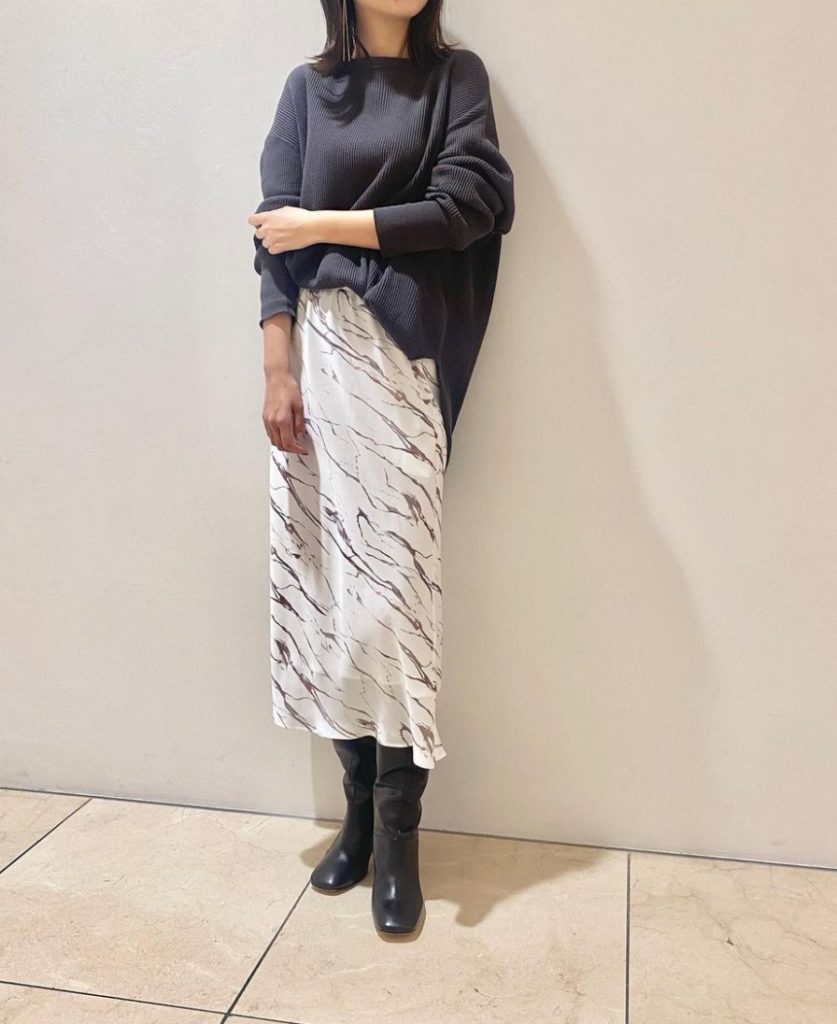 ロングブーツコーデ 40代 50代向けダサいコーデにしないコツも Mellow