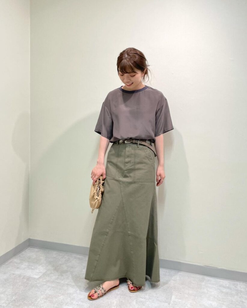 ロングスカート Tシャツ トップスインする しない お手本も Mellow
